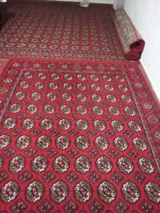 Каври хивинский раз 2х3. 3х4 очен хорощий состояние. Почти новый.