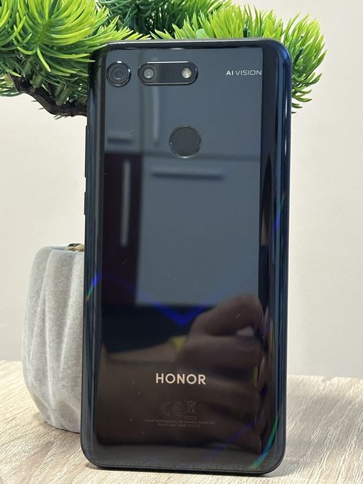 Продавам Honor View 20 (PCT-L29) – 6GB RAM / 128GB – Отлично състояние
