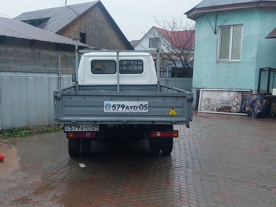 Продам Газель бортовой в отличном состояние