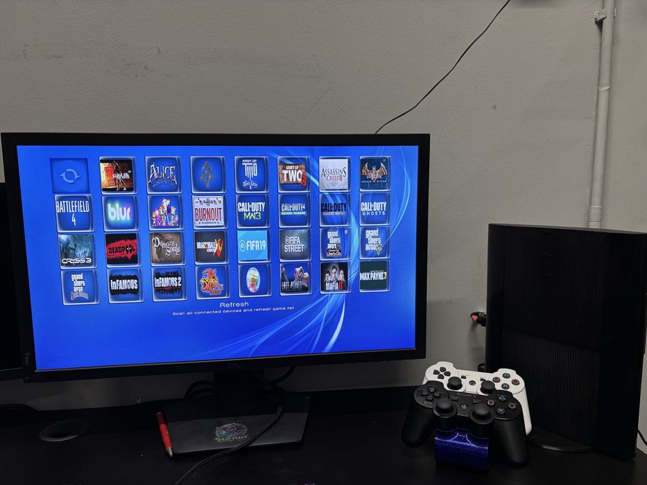 Playstation 3 SuperSlim Modat Hdd 500GB 2 manete PS3 48 jocuri