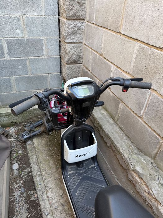 Продам электрический скутер