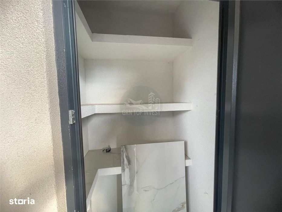 Apartament etajul 1 cu 2 camere cu balcon si parcare pe Doamna Stanca