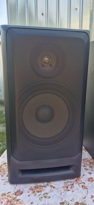 Boxe Akai model SW-M 40