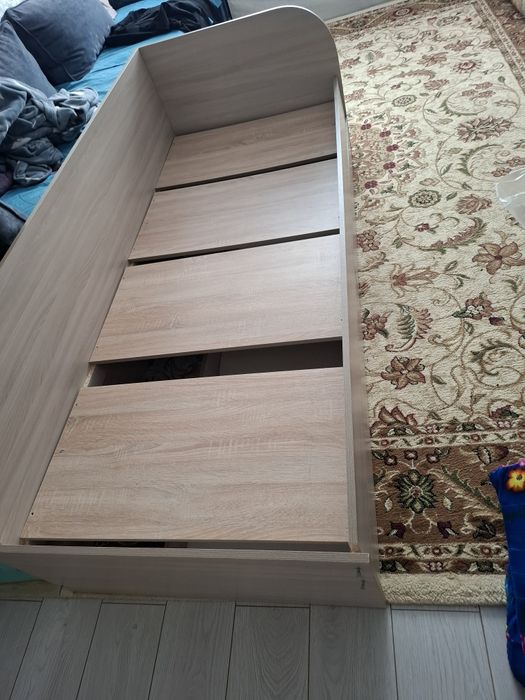 Продам кровать  200×80