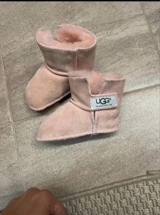 Ghete UGG blană noi născuți