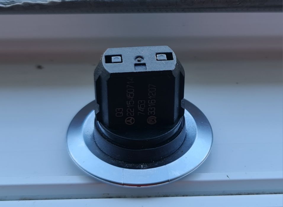 Оригиналнален Старт Стоп бутон MERCEDES BENZ