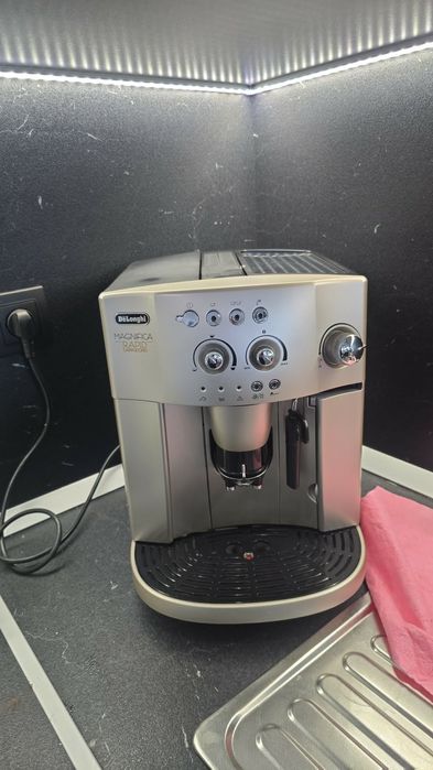 САМО СЕГА Delonghi кафе автомат