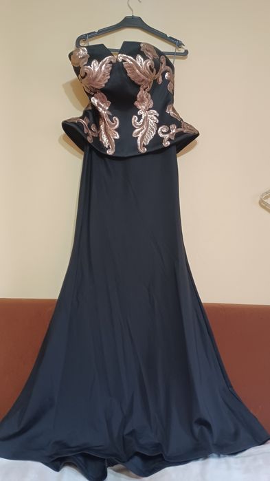 Бална рокля.Корсет,който се коригира.