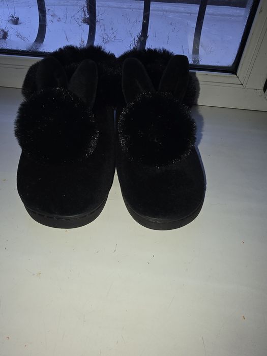 Продаю уги женские