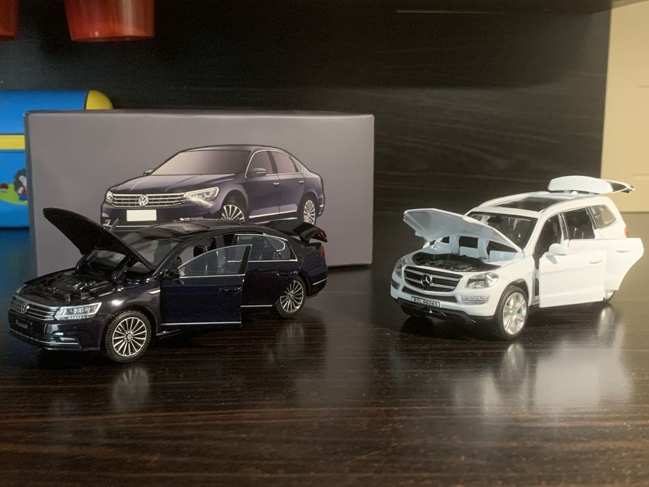 Игрушечные машинки