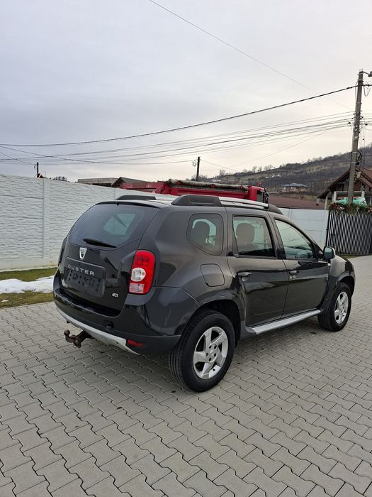 Dacia duster 4x2 2011 luna 12
