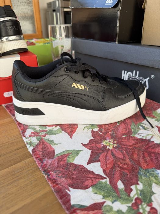 Нови обувки на Puma