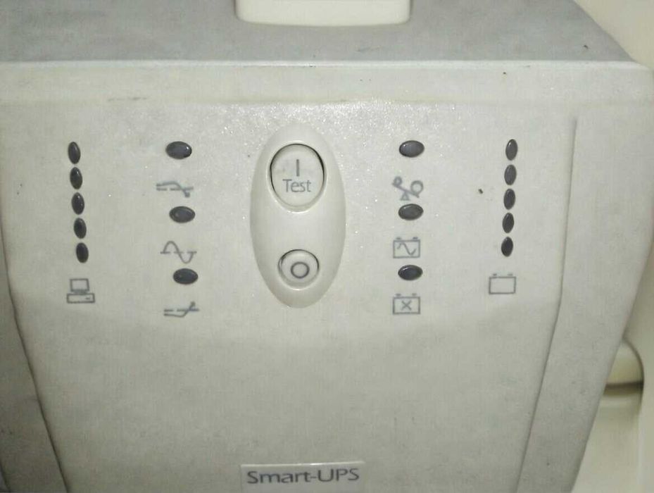 Источник бесперебойного питания APC 1000w