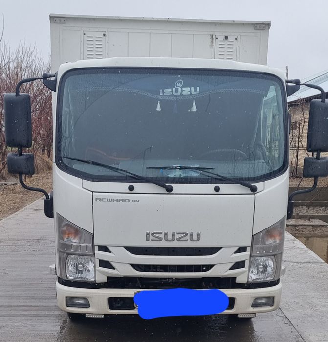 Исузу 2.5 тонн 77.модел