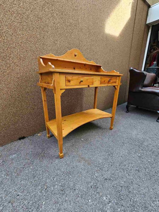 Ретро шкаф (конзола) с чекмеджета