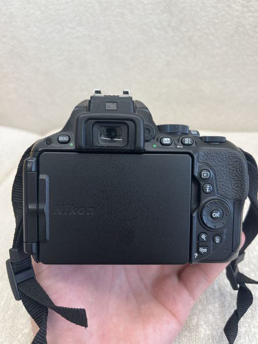 Nikon d5500 Wi-Fi сенсорный