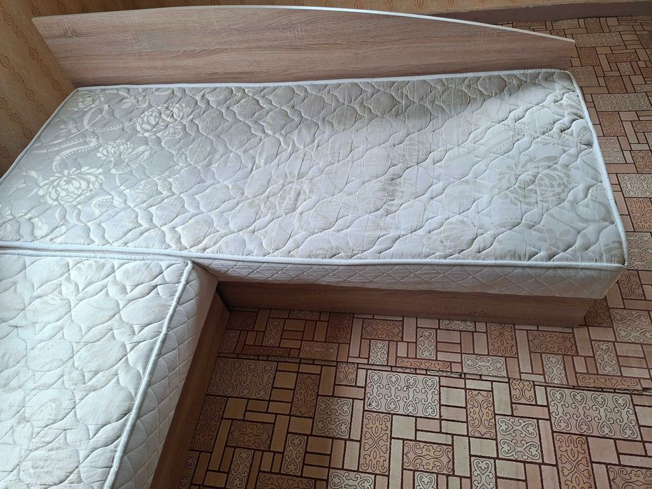 Ъглови легла с матраци