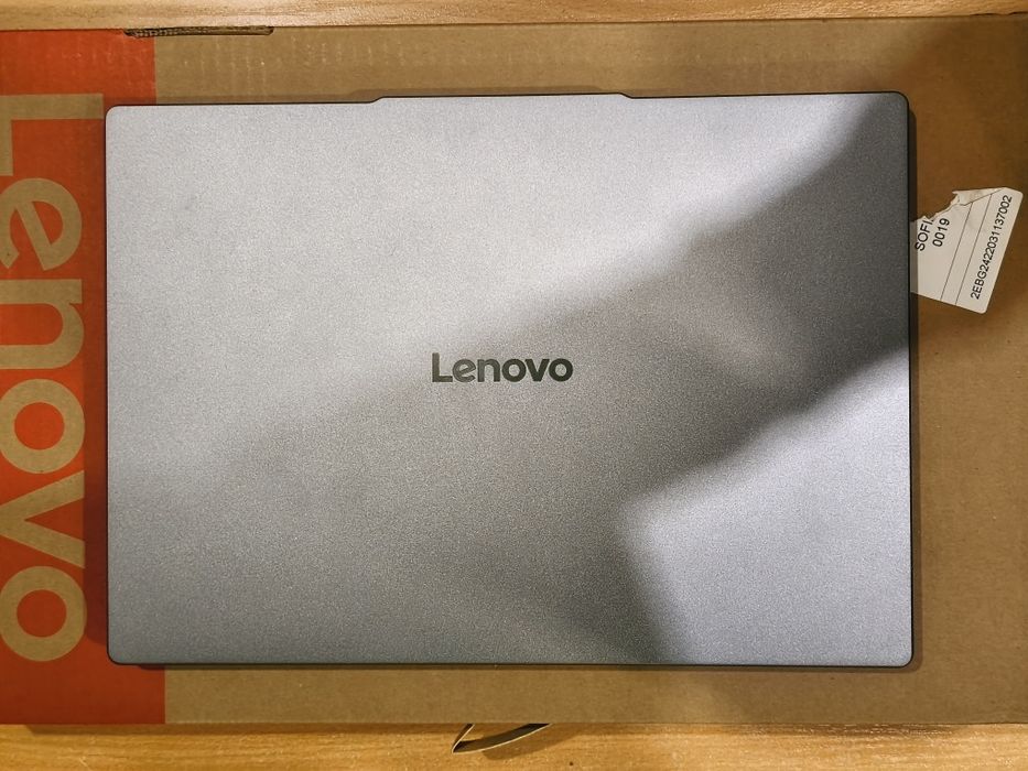 Лаптоп 2026 Lenovo IdeaPad Slim 5 14AGP11 - 3г гаранция, Ryzen AI 7 450, 32GB DDR5, 2.8k 120HZ OLED, 1TB SSD