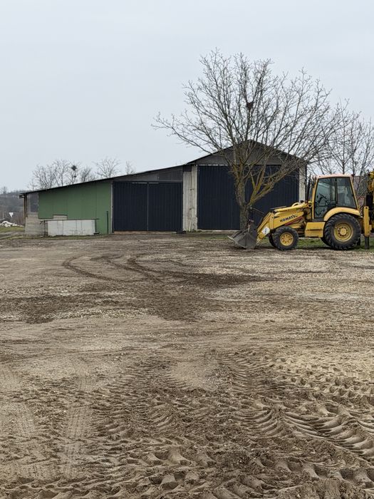 Inchiriez hala industriala