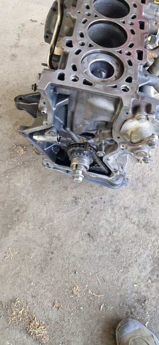 Bloc motor renault trafic opel vivaro 2.0 m9r