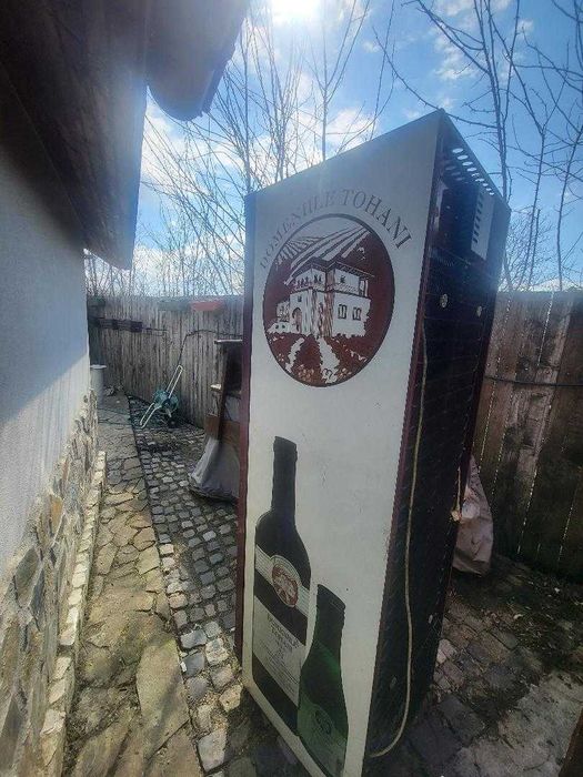 vitrina frigorifica pentru bauturi si vin