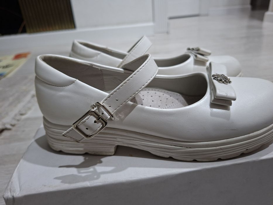 Аяқ киімдер 34,35,36р, 1500т