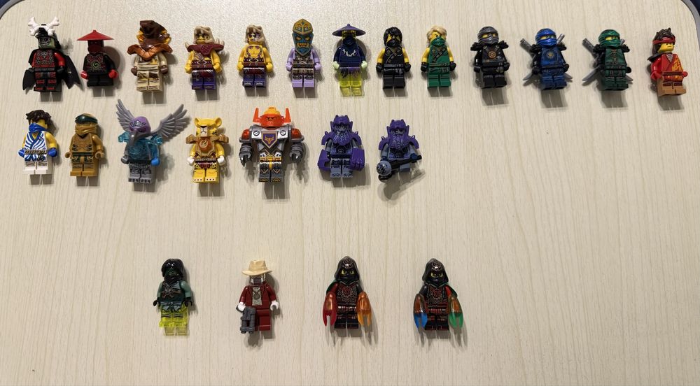 Vand Figurine Lego Ninjago, Chima si Nexo Knights !