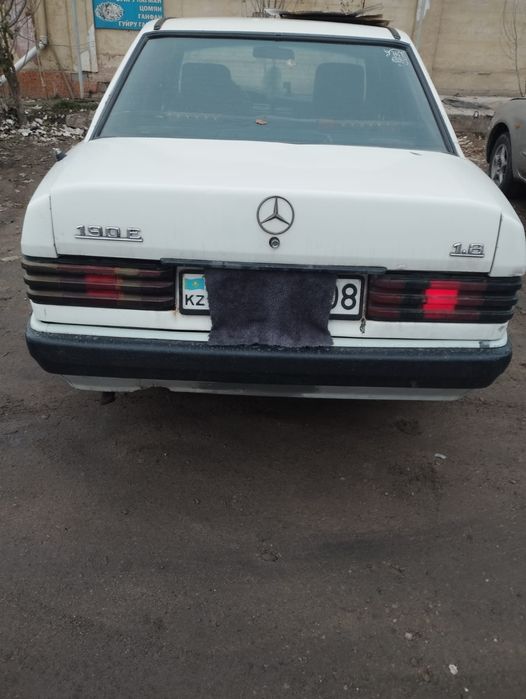 Продам машину 190 мэрс