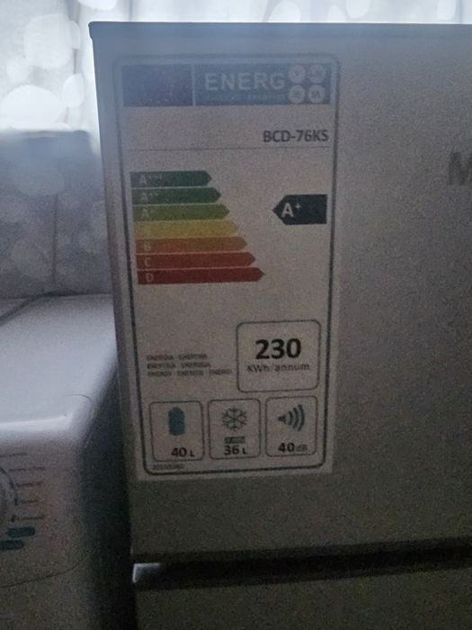 Продам бар холодильник