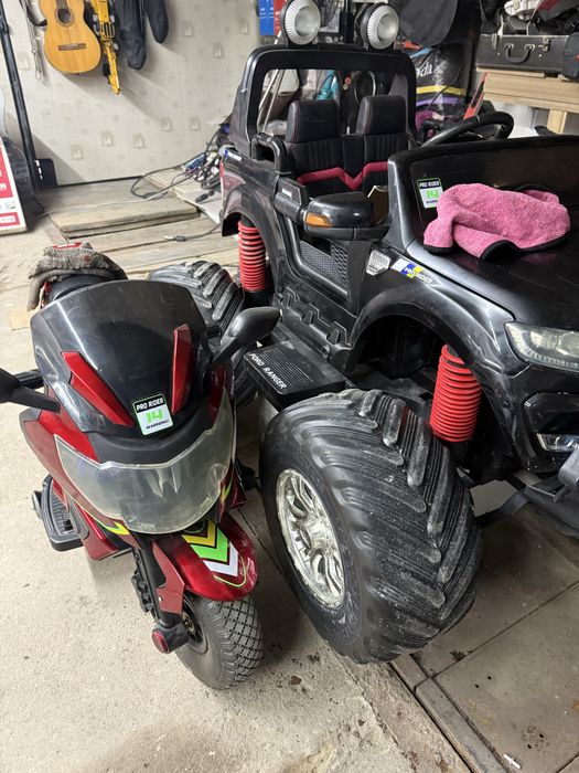 Продается детская машина