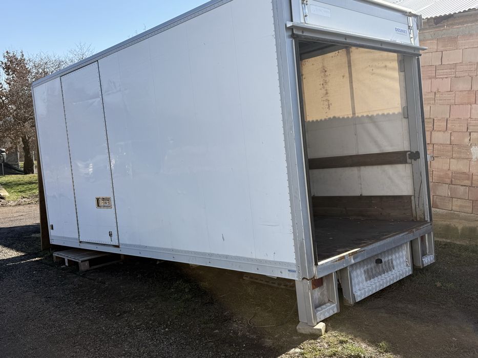 Bena si lift mercedes sprinter