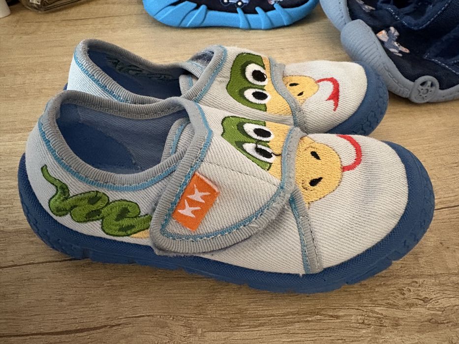 Детски пантофи за момче