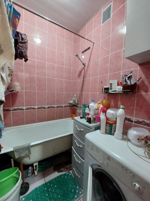 Продаю 2/2/4 квартира на Авиосозлар 4.