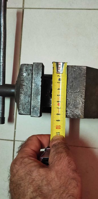 Тиски производственные