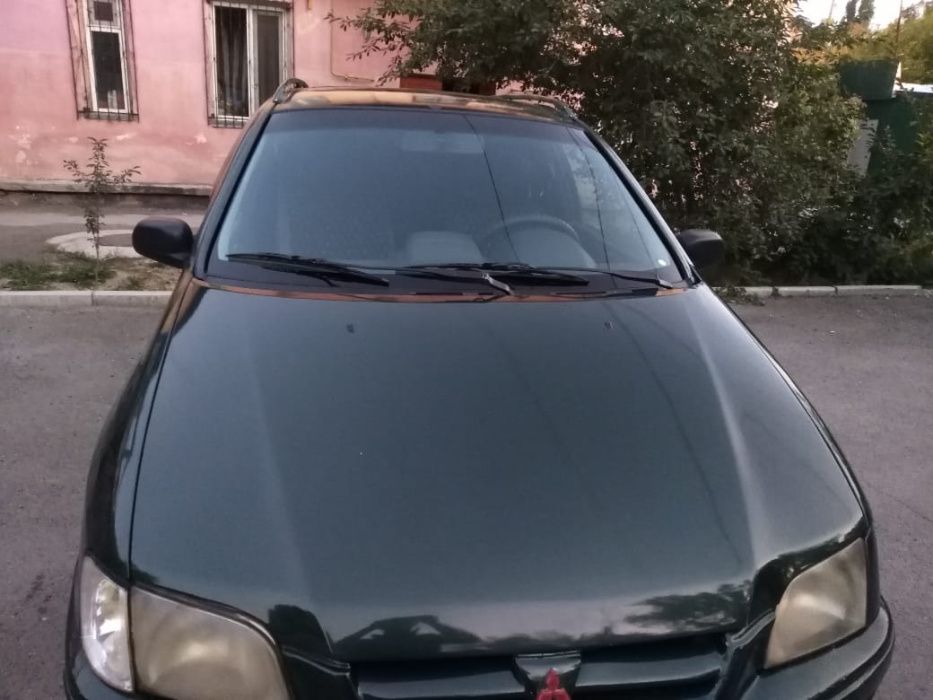 Митсубиси Спейс Стар 2001г 1.8об