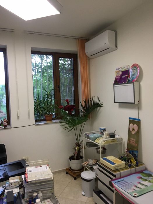 Давам под наем лекарски кабинет