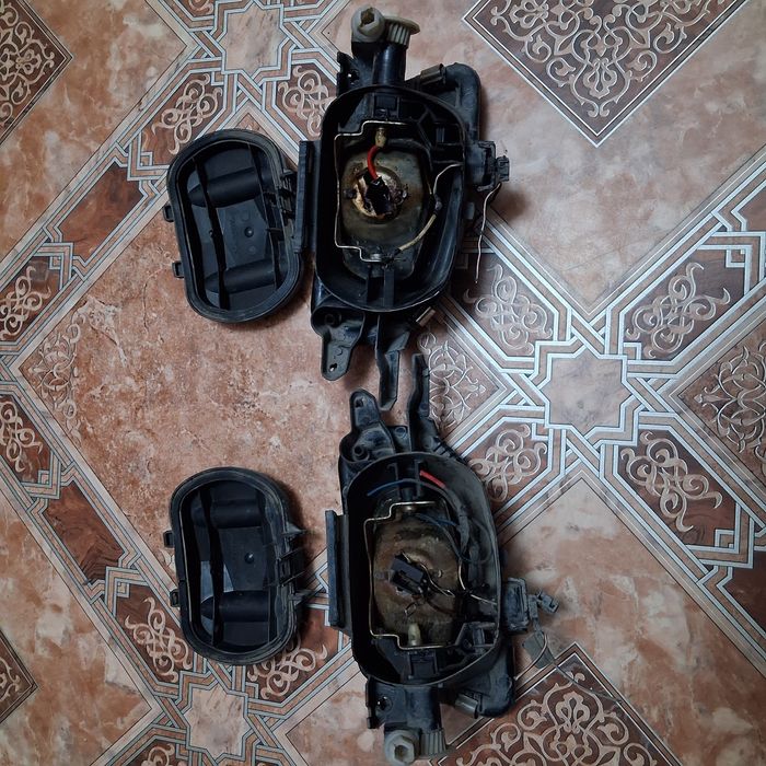 Противотуманка мерседес w210.