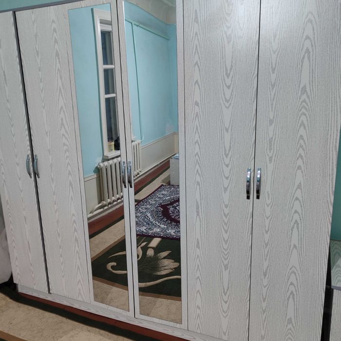 Komplekt mebel ideal