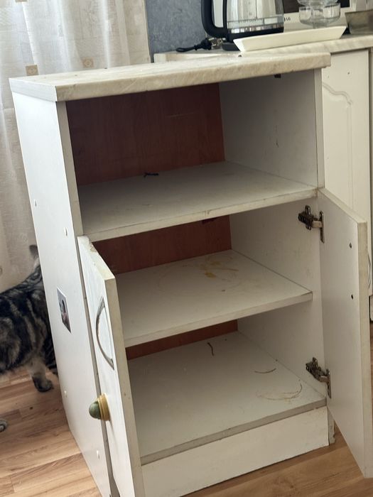 Продам шкаф кухонный