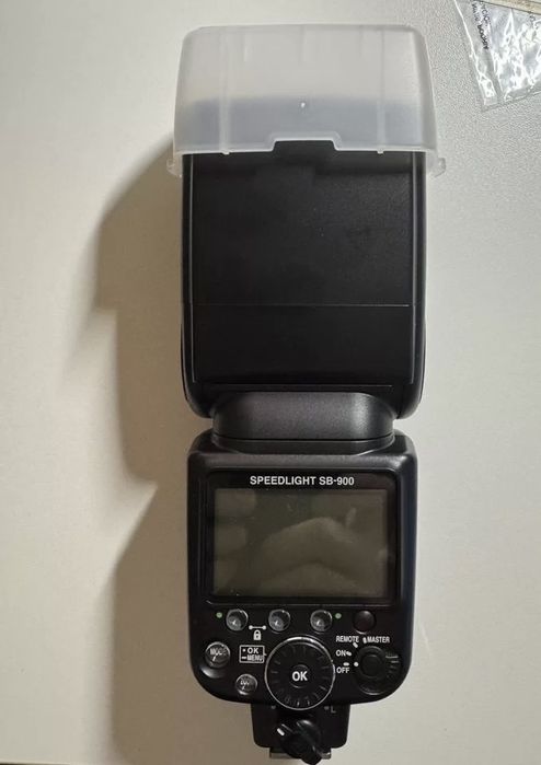 Вспышки Nikon Speedlight SB-900
