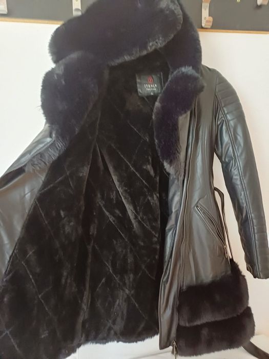 Geaca noua cu eticheta, îmblănita,  din  piele ecologica, eleganta , S
