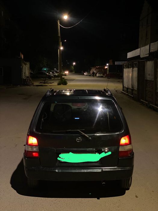 Продам Mazda demio