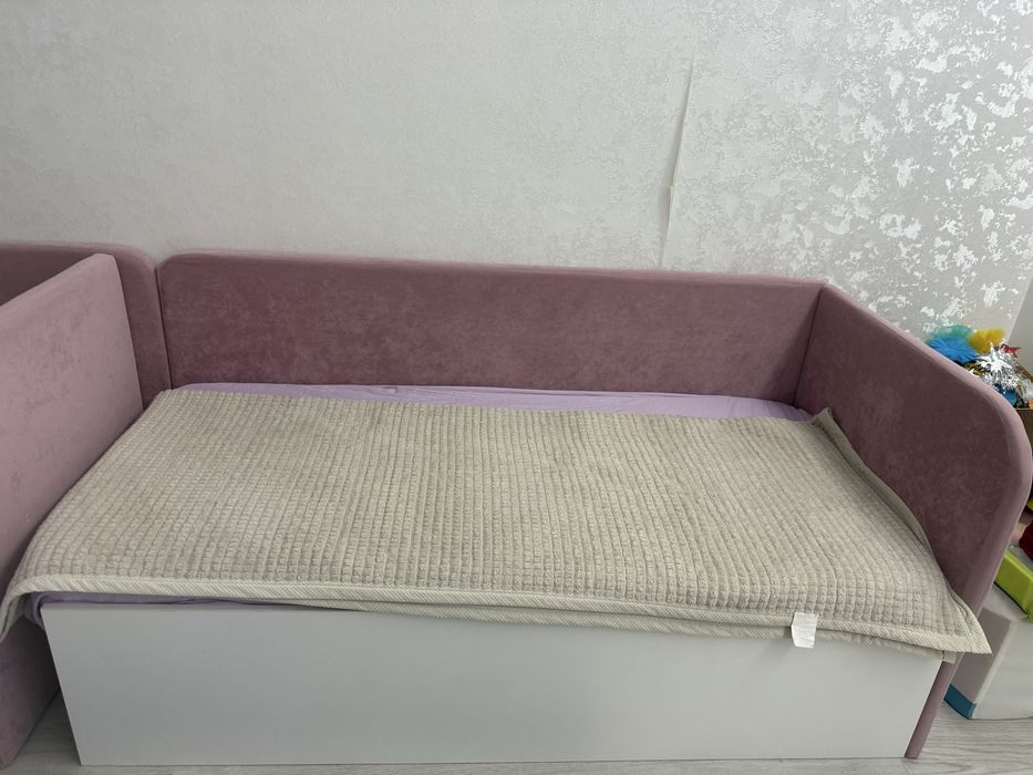Продаются две детские кровати