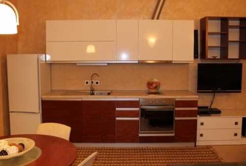 Дава се под наем Двустаен апартамент в София, Оборище - 60 кв.м за 498.27 € - Снимка #2