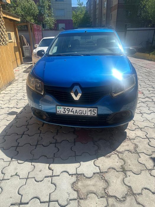 Продам рено логан 2015г.