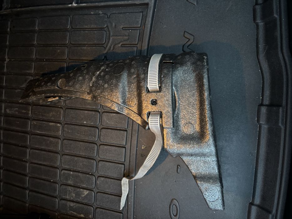 Suport spuma cric vw golf