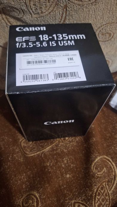 Обектив Canon EF-S 18-135 IS NANO USM
