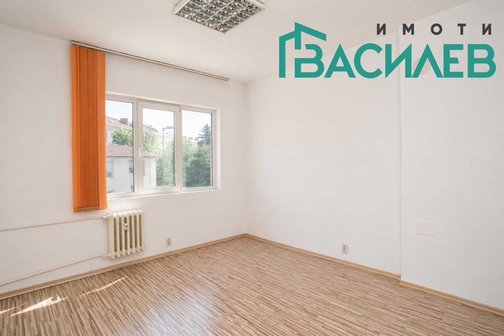 Продава 3-СТАЕН град София, Център