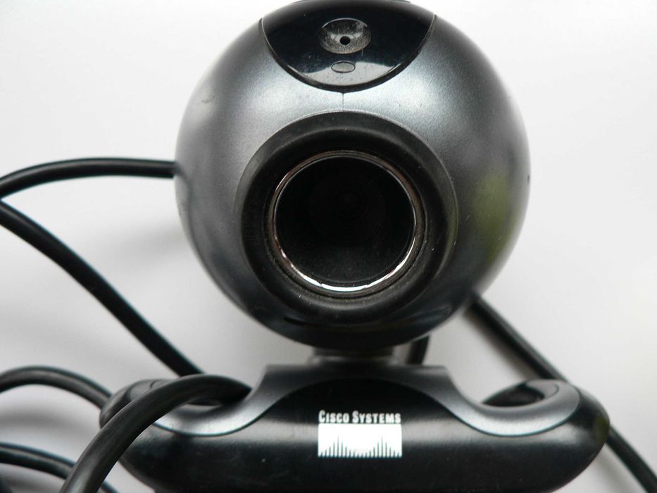 Камери и кабели за компютър