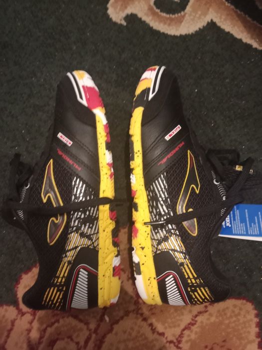 Жома футзалки аяк ким